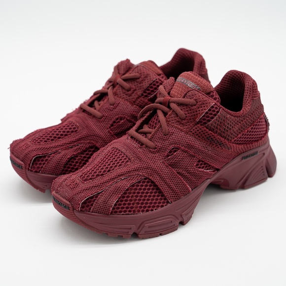size 39 EU / 9 US Balenciaga Phantom Sneakers Burgundy Mesh - Picture 1 of 13